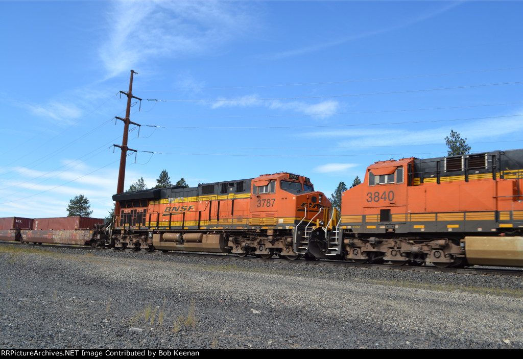 BNSF 3787